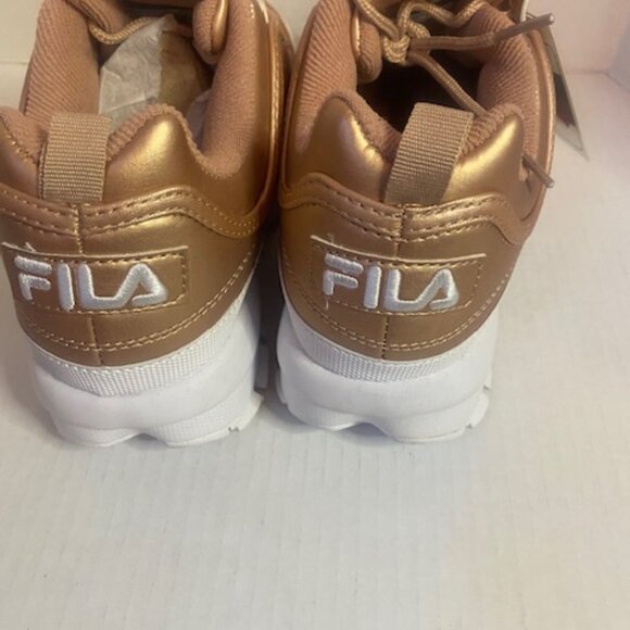 Fila Women’s Metallic Rose Gold Sneakers, size 9 (NEW) - Picture 5 of 6